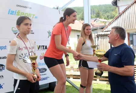CERKNIŠKI POLMARATON 77 FOTO LJUBO VUKELIČ
